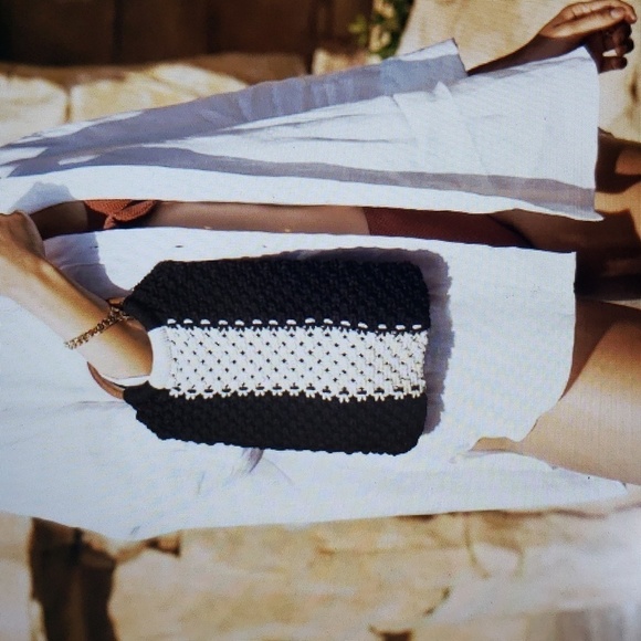 NWT Laude The Label Gabby Mini Macrame Bag Wood Ring Handles Black Ecru - Picture 9 of 9